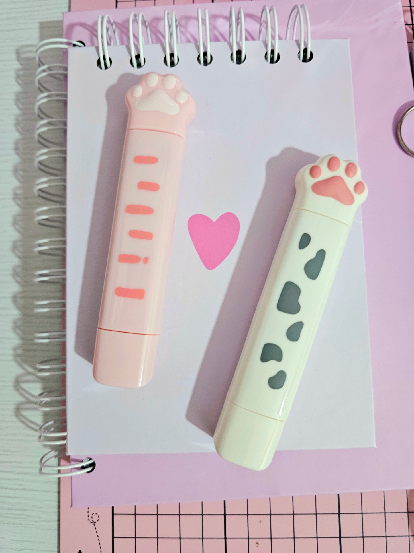 Cinta y corrector patita