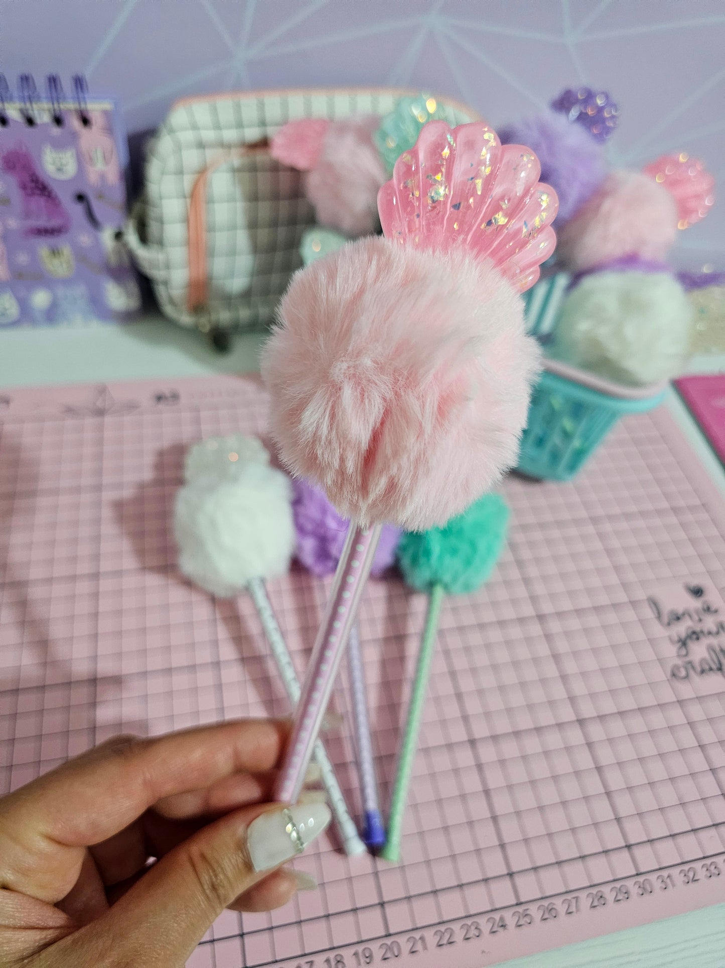 Boligrafo ostra pompom