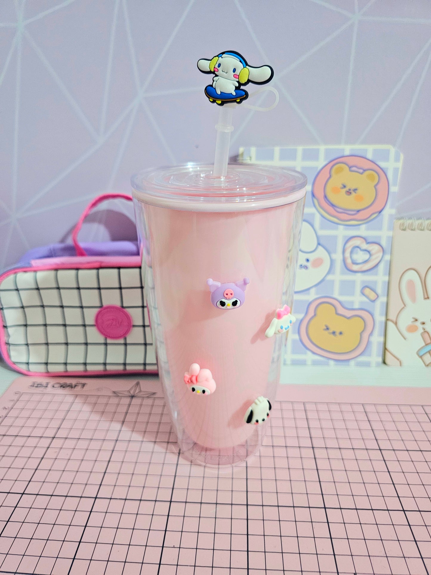 Vaso de acrílico - kuromi y amigos